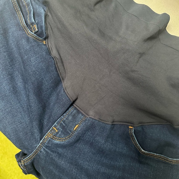 Old Navy Maternity Full Panel Tall Skinny Jeans - Picture 8 of 8